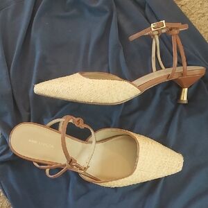 Ann Taylor Women's Beige and Brown Heels